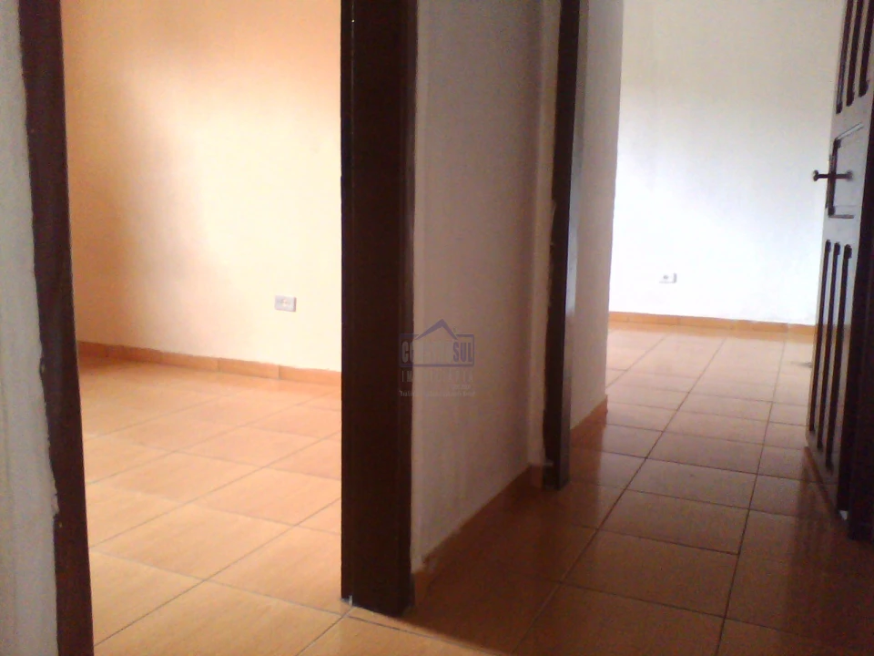 Imagens do imóveis Casa à venda 2 Quartos, 300M², Arapongas - PR