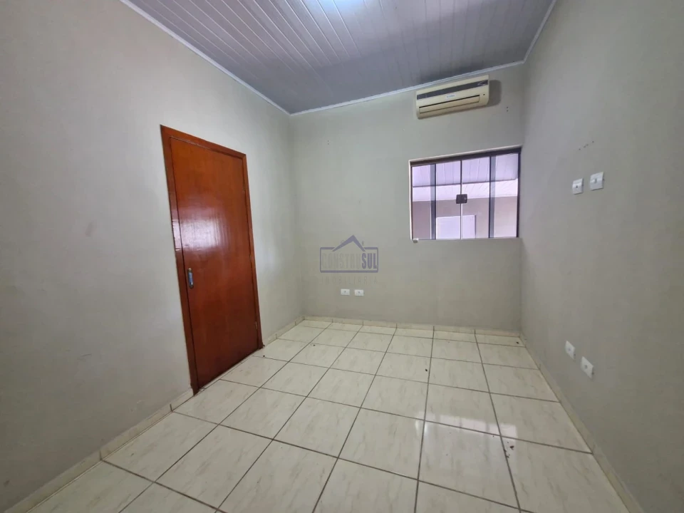 Imagens do imóveis CASA PARA LOCAÇÃO ARAPONGAS - PR