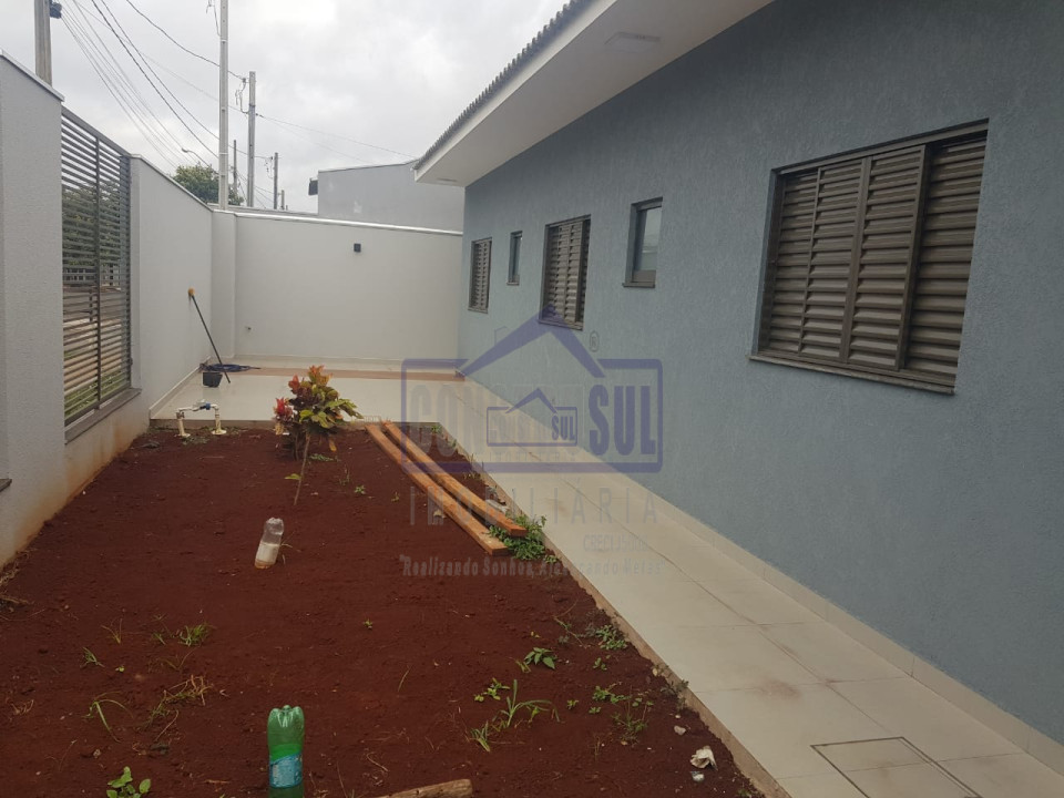 Imagens do imóveis Casa à venda 2 Quartos, 1 Suite, 2 Vagas, 156M², Arapongas - PR