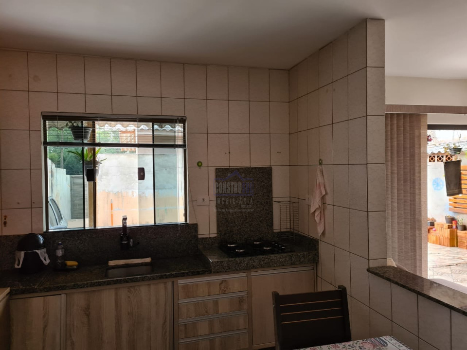 Imagens do imóveis Casa à venda 3 Quartos, 1 Vaga, 300M², Arapongas - PR