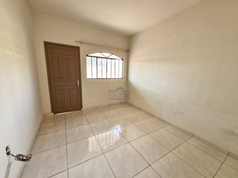 Imagens do imóveis CASA PARA LOCAÇÃO ARAPONGAS - PR
