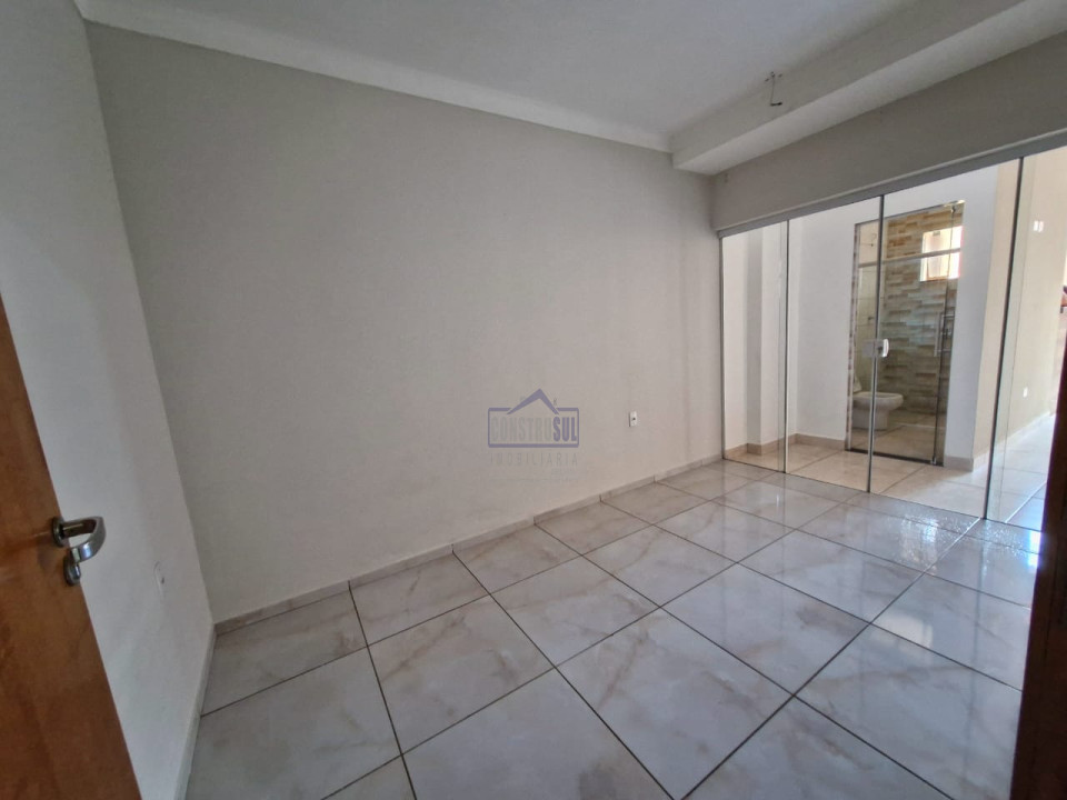 Imagens do imóveis CASA PARA VENDA 2 QUARTOS, 2 WC'S, 1 VAGA DE GARAGEM, 166 M², ARAPONGAS - PR