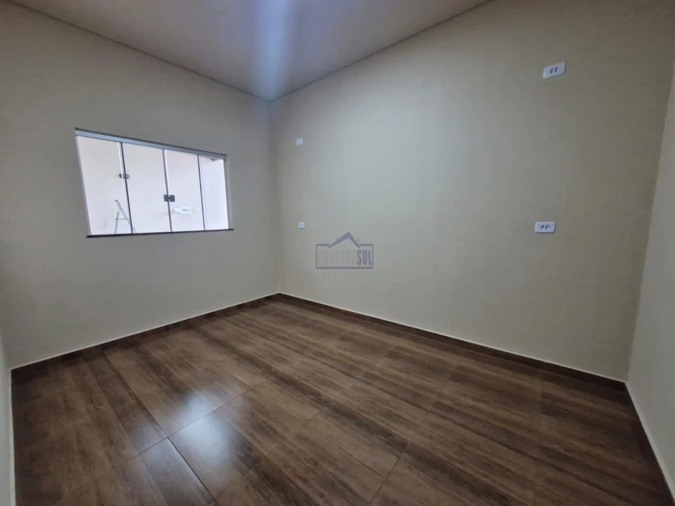 Imagens do imóveis CASA PARA LOCAÇÃO ARAPONGAS - PR