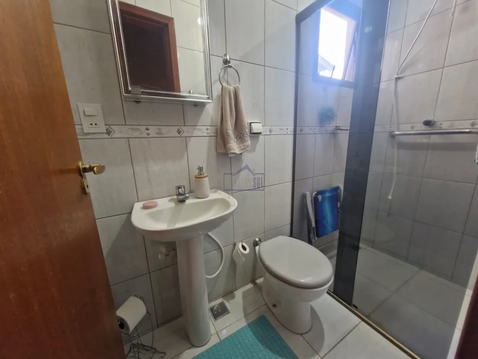 Imagens do imóveis SOBRADO PARA VENDA ARAPONGAS - PR