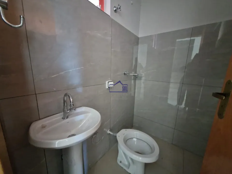 Imagens do imóveis SOBRADO PARA VENDA ARAPONGAS - PR