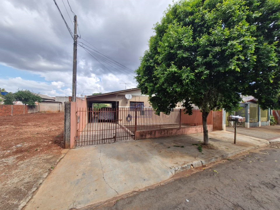 Imagens do imóveis CASA PARA VENDA 2 QUARTOS, 2 SALAS, 1 WC'S, 2 VAGAS DE GARAGEM, 330 M²,  ARAPONGAS - PR