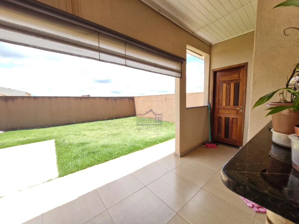 Imagens do imóveis CASA PARA VENDA  ARAPONGAS - PR