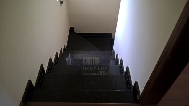 Imagens do imóveis Casa à venda 4 Quartos, 1 Suite, 2 Vagas, 200M², Arapongas - PR