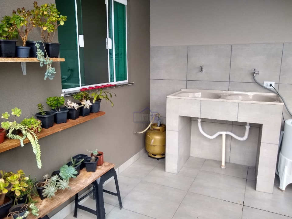 Imagens do imóveis Casa à venda 3 Quartos, 1 Suite, 2 Vagas, 275M², Arapongas - PR
