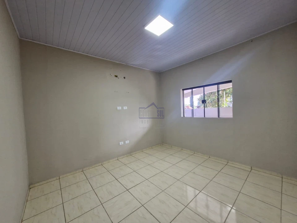 Imagens do imóveis CASA PARA LOCAÇÃO ARAPONGAS - PR