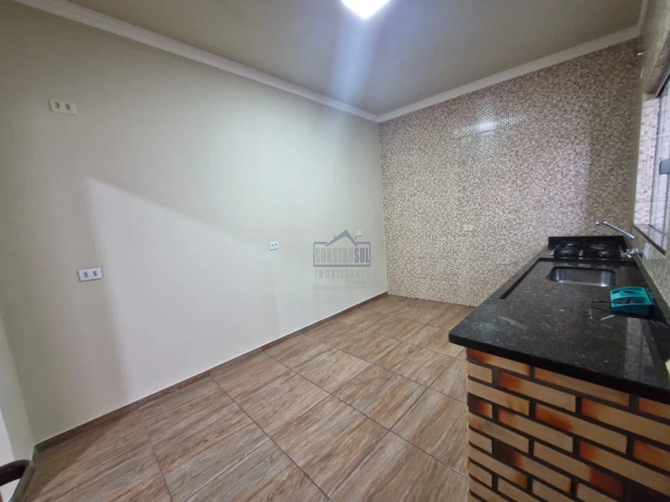 Imagens do imóveis CASA PARA LOCAÇÃO ARAPONGAS - PR