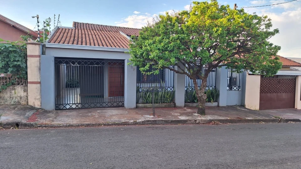 Imagens do imóveis Casa à venda, Arapongas, PR