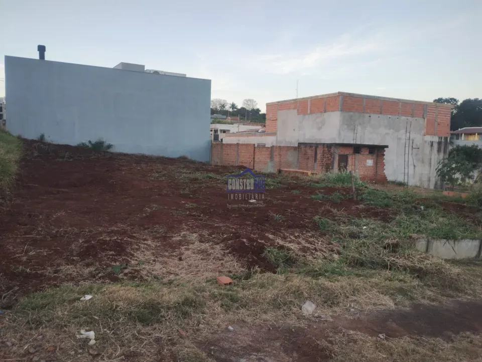 Imagens do imóveis Terreno à Venda, Arapongas PR
