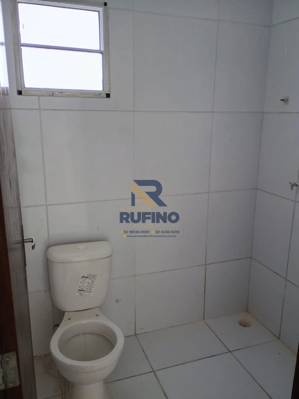 Imagens do imóveis Aluguel Casa de 2/4 no Tamanho Ideal Com Suíte Varanda Quintal e Área Livre Prox. ao Novo Brasil na Forene em Maceió