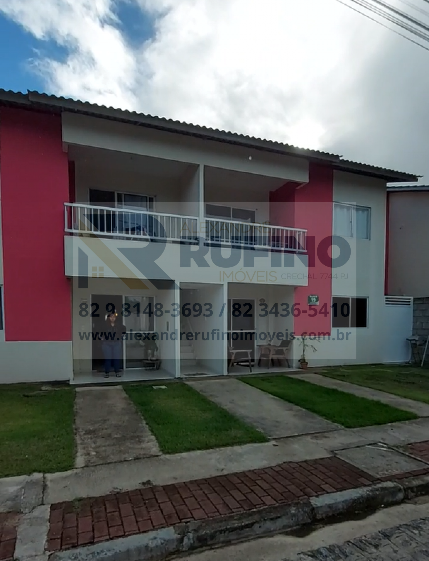 Imagens do imóveis Sua Nova Casa Com 2/4 e Varanda no Térreo no Santos Dumont Para Mais Felicidade Qualidade de Vida e Fugir do Aluguel