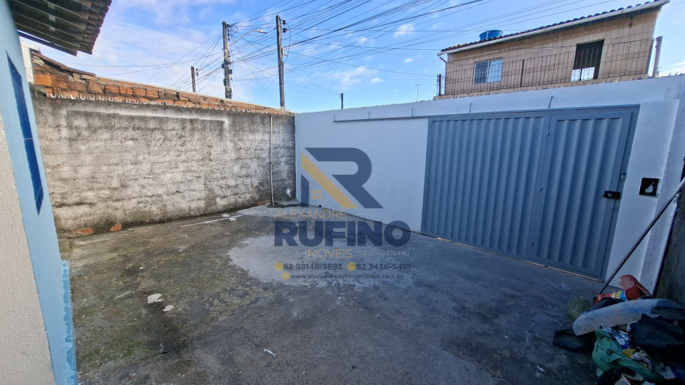 Imagens do imóveis Casa 2/4 Com Terreno ao Redor na Cidade Universitária a Cinco Minutos do Novo Shopping e Supermercado São Domingos