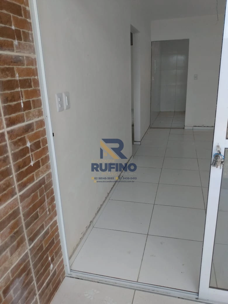 Imagens do imóveis Aluguel Casa de 2/4 no Tamanho Ideal Com Suíte Varanda Quintal e Área Livre Prox. ao Novo Brasil na Forene em Maceió
