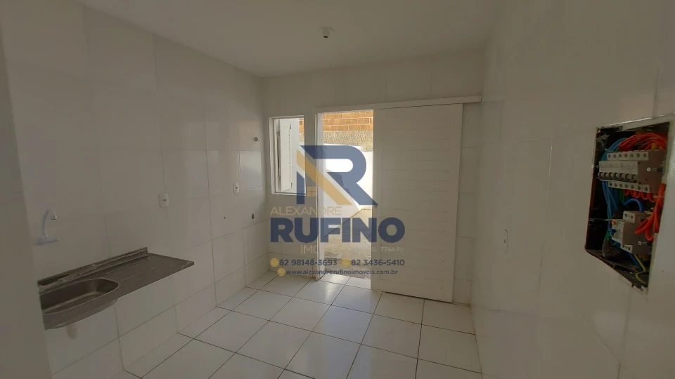 Imagens do imóveis Aluguel Casa de 2/4 no Tamanho Ideal Com Suíte Varanda Quintal e Área Livre Prox. ao Novo Brasil na Forene em Maceió