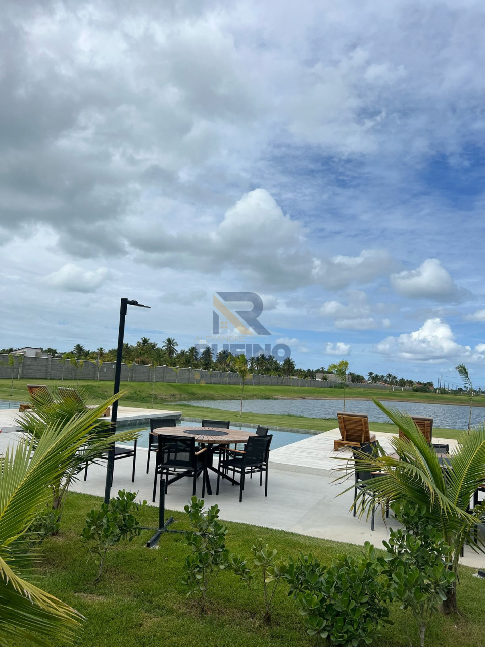 Últimos - A Construção no Tamanho Perfeito Com Tudo Que Precisa no Alto Padrão no Seu Angatu a 10min de Maceió Imagens do imóveis Últimos - A Construção no Tamanho Perfeito Com Tudo Que Precisa no Alto Padrão no Seu Angatu a 10min de Maceió