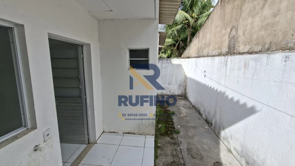 Imagens do imóveis Casa 3/4 Moderna Suíte Varanda Quintal -Loteamento Fechado Com Controle na Forene em Maceió