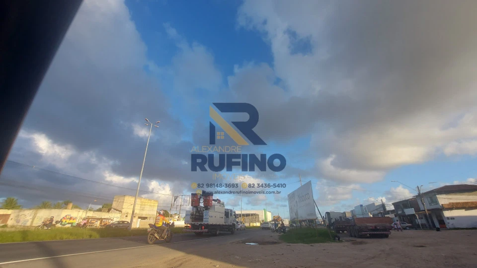 Imagens do imóveis Aluguel Casa 3/4 no Tamanho Ideal Com Suíte Varanda Quintal Próximo a Distribuidora Novo Brasil Na Forene em Maceió
