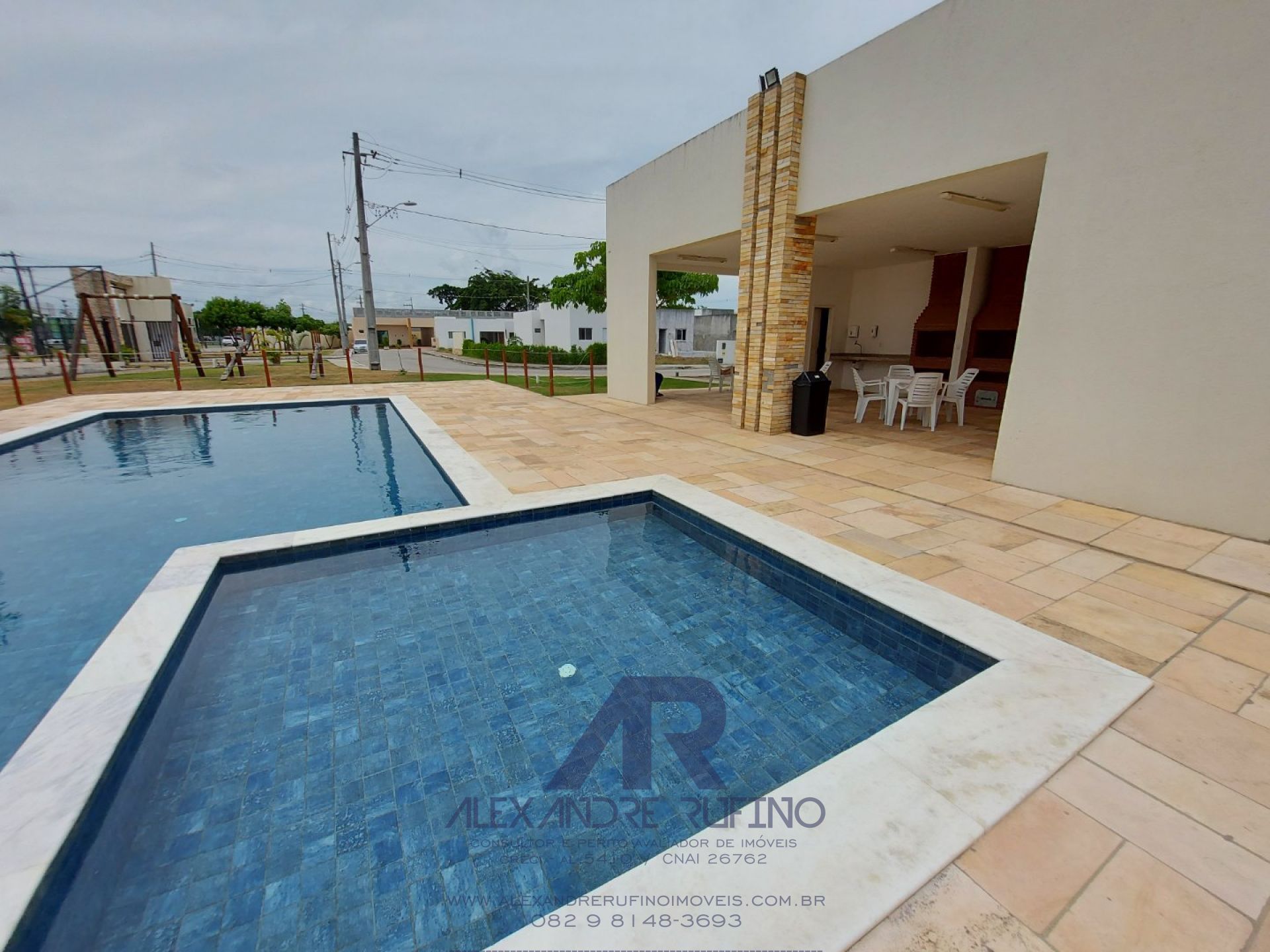 Brisas Mares do Sul. 1/4 Sala Quintal nos Fundos do Lote em Condomínio Próximo a Praia do Francês e Maceió Imagens do imóveis Brisas Mares do Sul. 1/4 Sala Quintal nos Fundos do Lote em Condomínio Próximo a Praia do Francês e Maceió