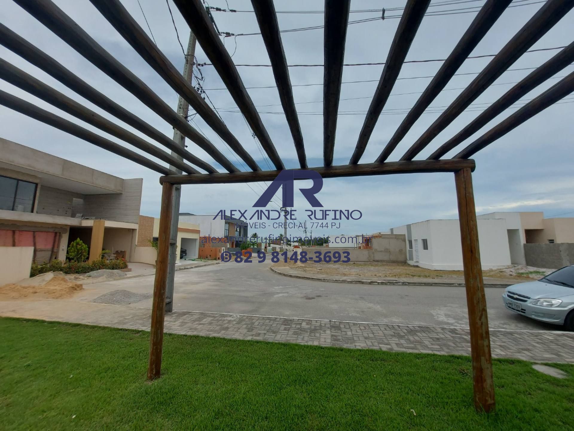 Brisas Mares do Sul. 1/4 Sala Quintal nos Fundos do Lote em Condomínio Próximo a Praia do Francês e Maceió Imagens do imóveis Brisas Mares do Sul. 1/4 Sala Quintal nos Fundos do Lote em Condomínio Próximo a Praia do Francês e Maceió