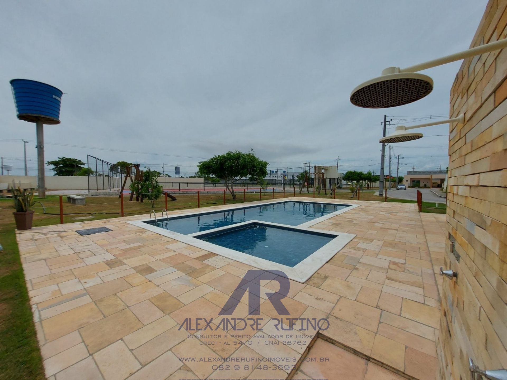 Brisas Mares do Sul. 1/4 Sala Quintal nos Fundos do Lote em Condomínio Próximo a Praia do Francês e Maceió Imagens do imóveis Brisas Mares do Sul. 1/4 Sala Quintal nos Fundos do Lote em Condomínio Próximo a Praia do Francês e Maceió