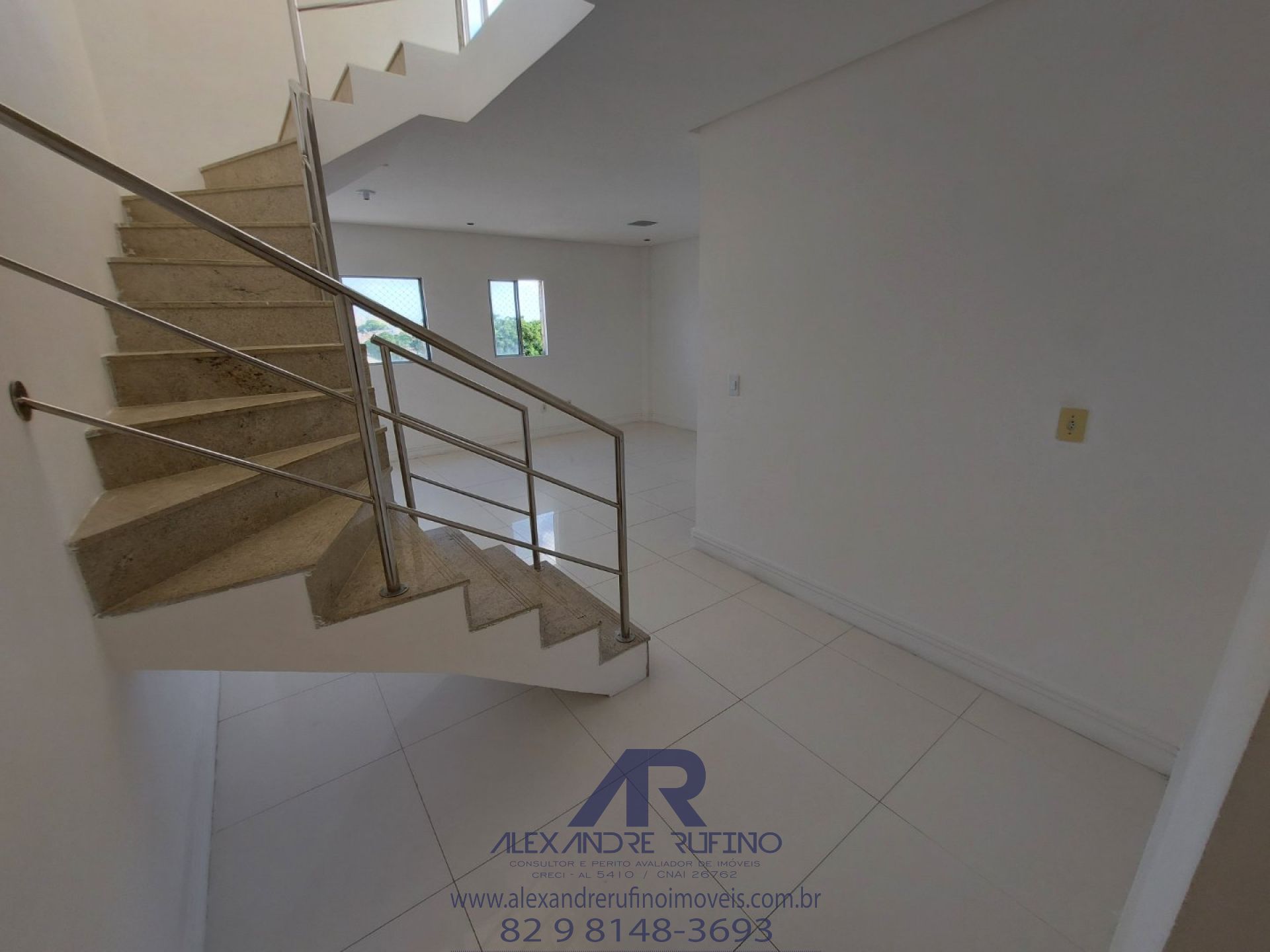 Imagens do imóveis Cobertura Duplex Padrão 3\\4 Sendo 2/Suítes Closet Elevador Quintal Alto no Seu Terraço na Serraria