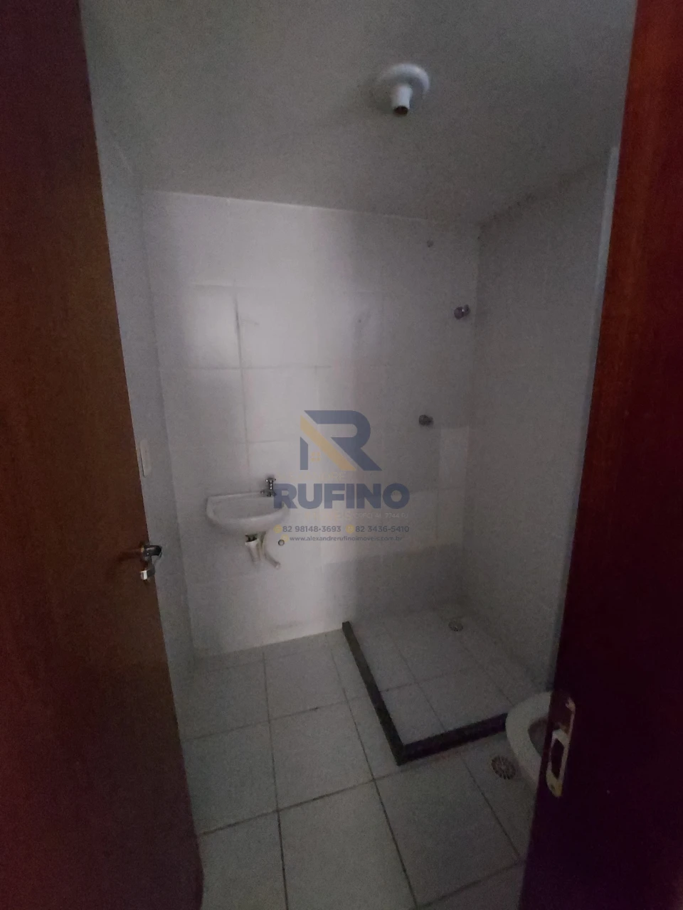 Imagens do imóveis Aluguel - Perfeito - Padrão 3\4 Suíte Varanda Moderno Próximo a Tudo ao Palato e ao Mar da Ponta Verde