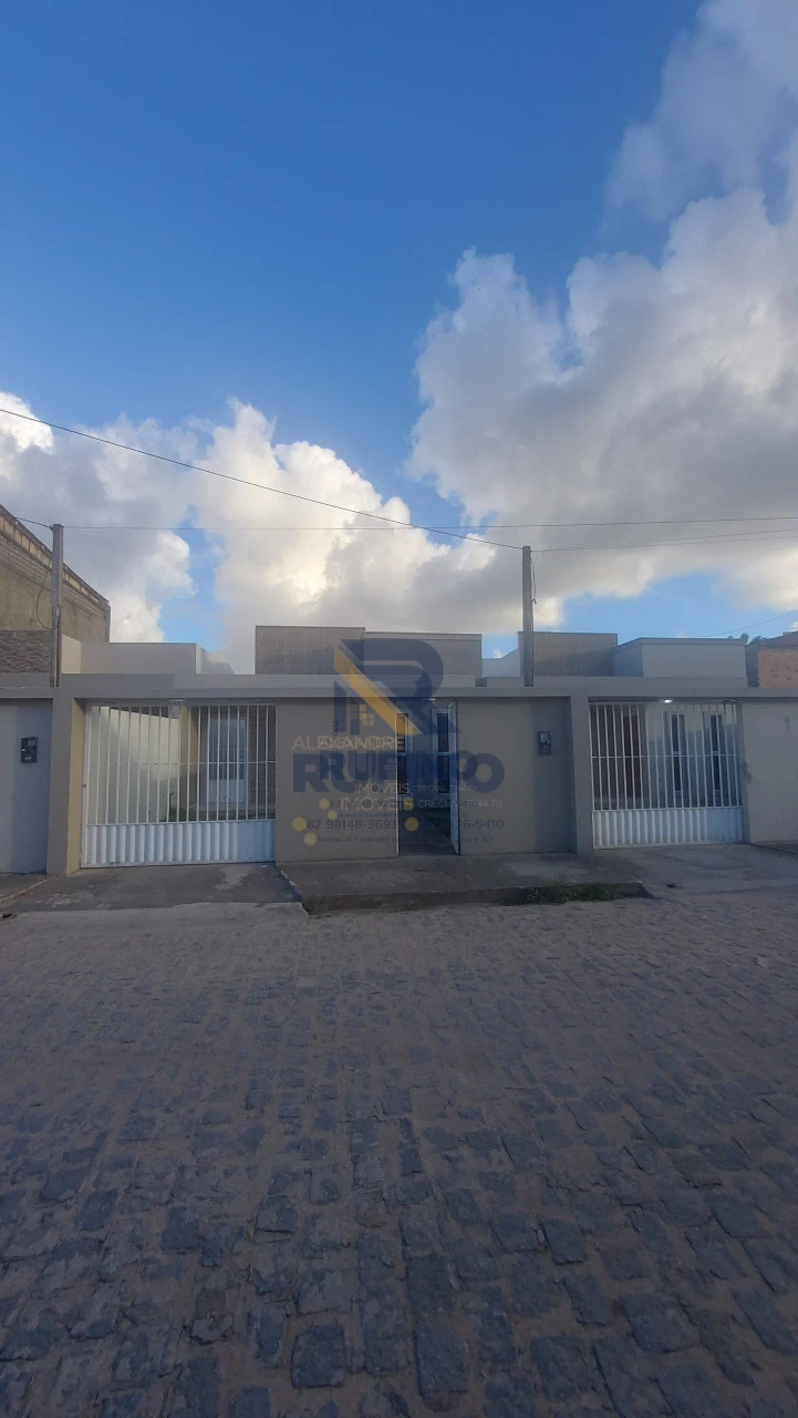 Imagens do imóveis Aluguel Casa 3/4 no Tamanho Ideal Com Suíte Varanda Quintal Próximo a Distribuidora Novo Brasil Na Forene em Maceió