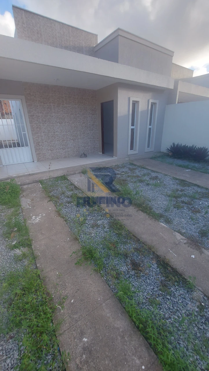 Imagens do imóveis Aluguel Casa 3/4 no Tamanho Ideal Com Suíte Varanda Quintal Próximo a Distribuidora Novo Brasil Na Forene em Maceió