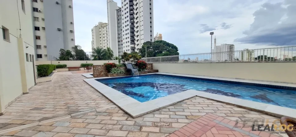 Vendo apartamento no Edifcio Ipiranga Plaza próximo a Praça Popular no bairro Goiabeiras em Cuiabá