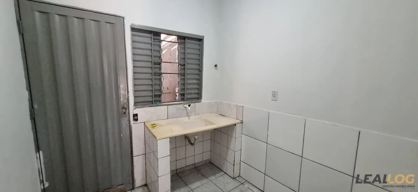 Kitnet para Venda em Cuiabá / MT no bairro Santa Isabel