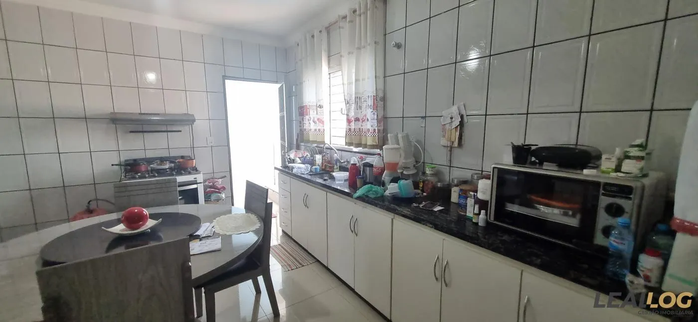 Kitnet para Venda em Cuiabá / MT no bairro Santa Isabel