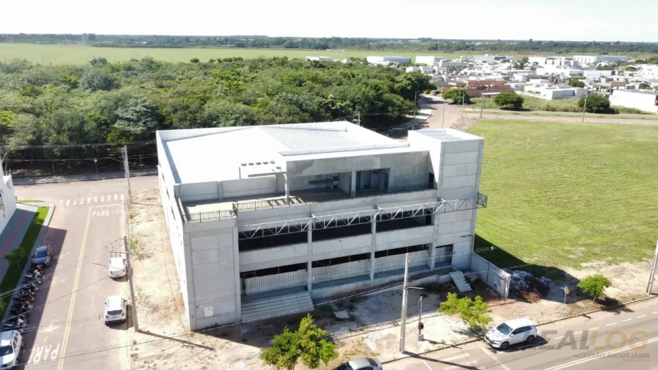 Imagens do imóveis Alugo Armazém de 1600m² em Sinop/MT – Localização Estratégica