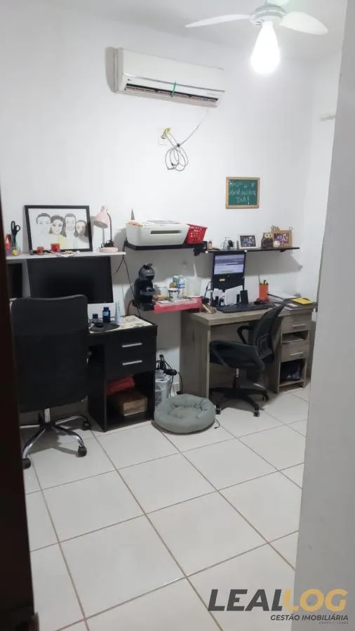 Imagens do imóveis Casa em Condomínio para Venda em Cuiabá / MT no bairro Nova Conquista