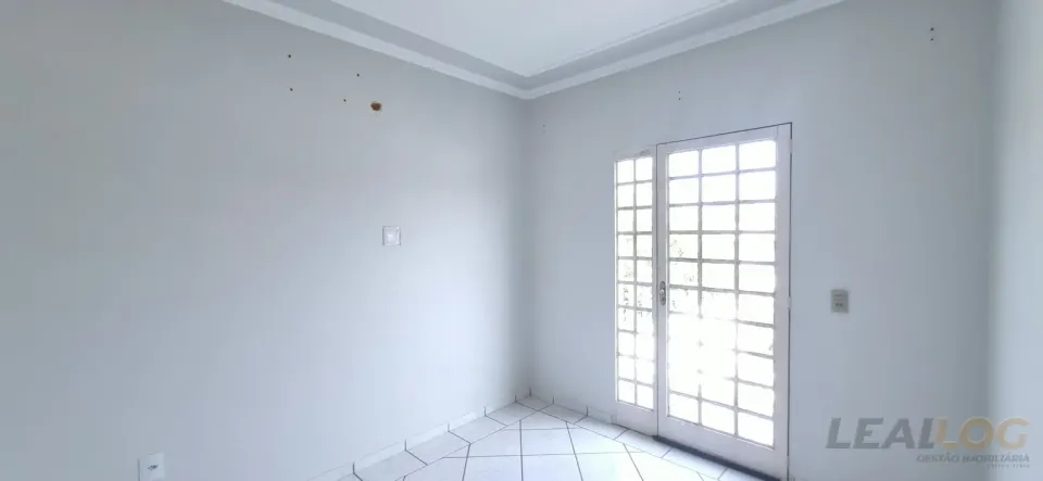 Imagens do imóveis Casa a venda Sobrado no  bairro Jardim Califórnia em Cuiabá MT