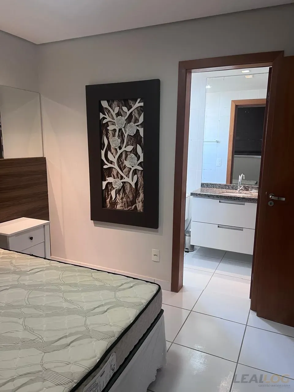 Imagens do imóveis ALUGO - Apartamento mobiliado no Ed. Jardim Olívia - Cuiabá - MT