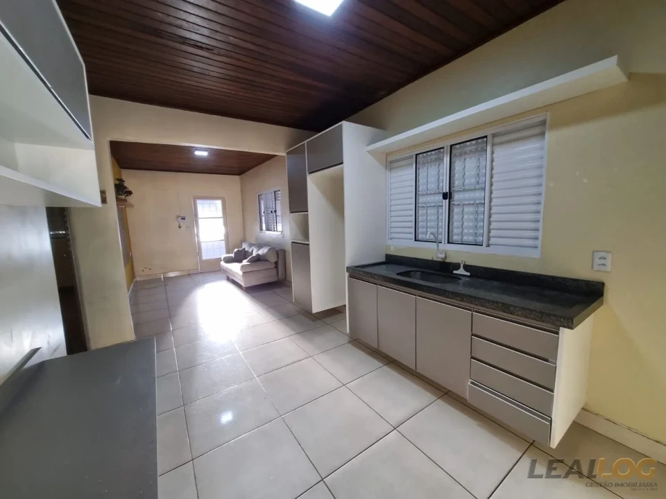 Imagens do imóveis Casa para Locação em Cuiabá / MT no bairro jardim Ubatâ