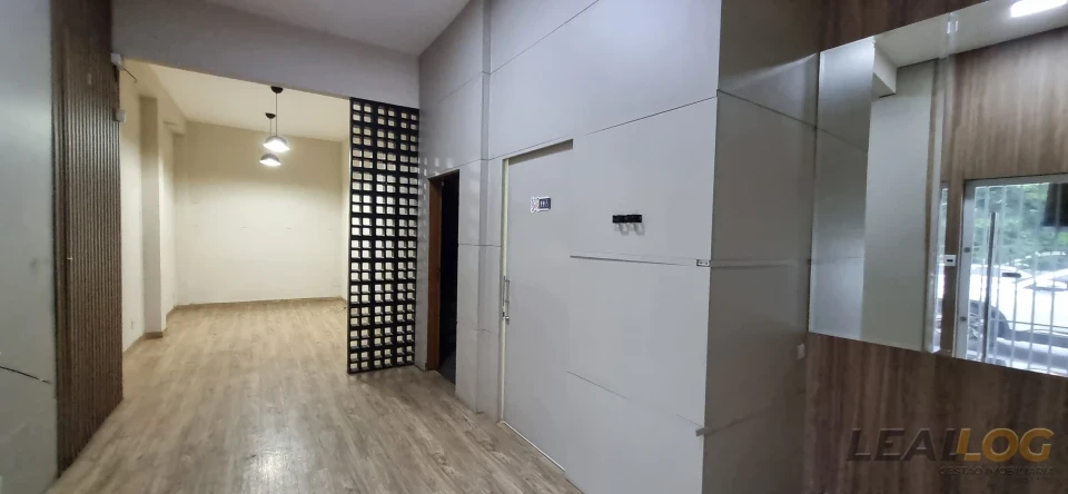 LOCAÇÃO – CONJUNTO COMERCIAL COMPLETO | GALPÃO + PRÉDIO CORPORATIVO