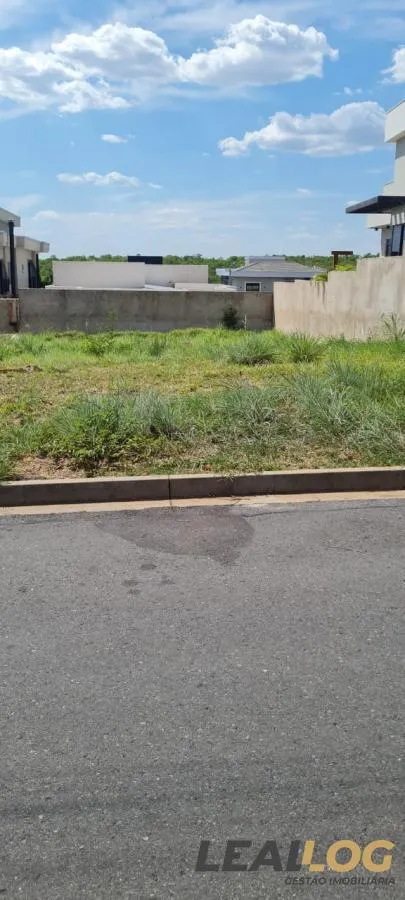 Imagens do imóveis Terreno em Condomínio para Venda em Cuiabá / MT no bairro Condomínio Residencial Vila Jardim