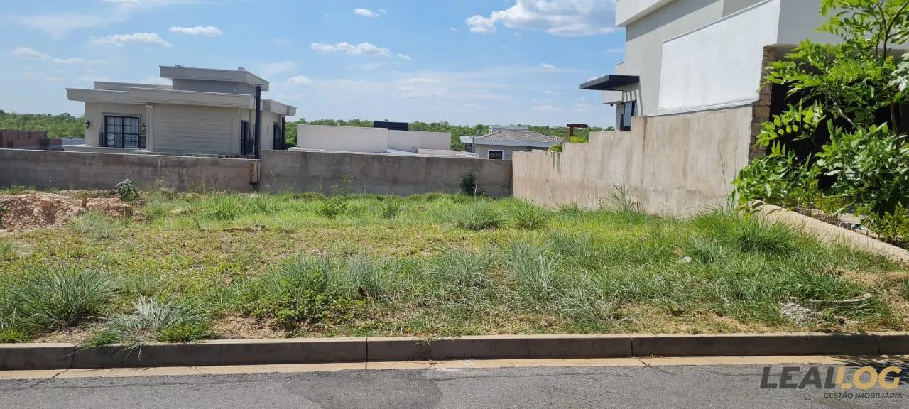 Imagens do imóveis Terreno em Condomínio para Venda em Cuiabá / MT no bairro Condomínio Residencial Vila Jardim