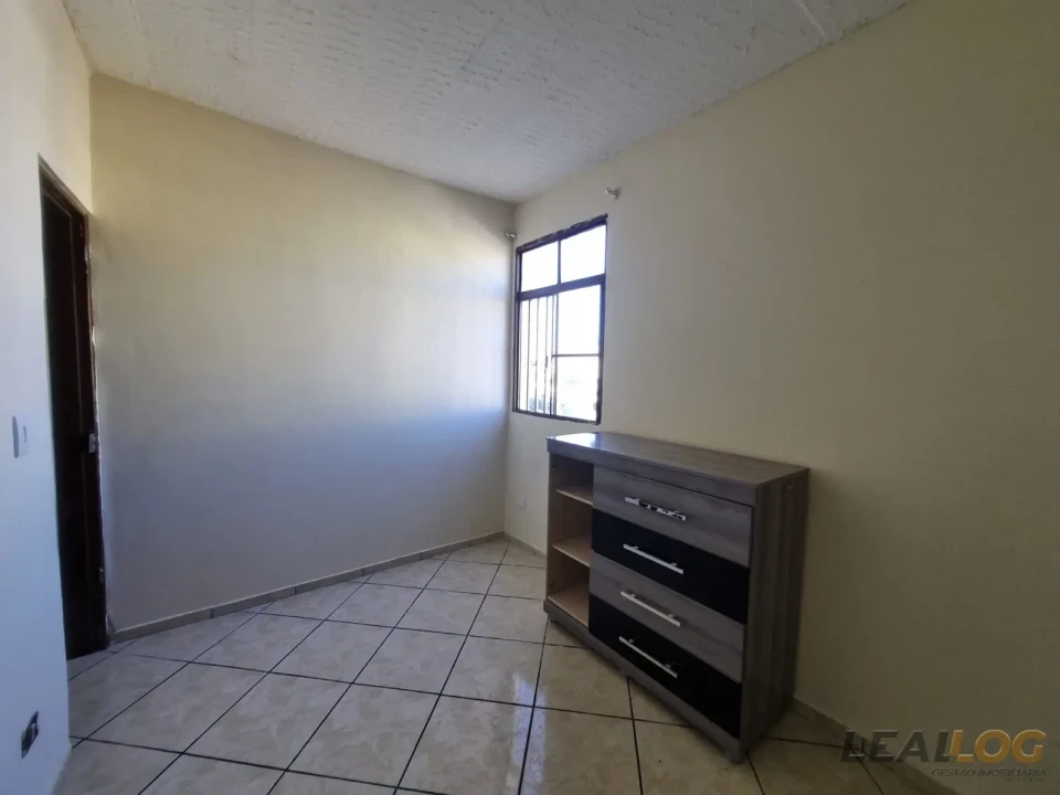 Imagens do imóveis VENDO - Apartamento no Ed. Diana o bairro Cophamil em Cuiabá - MT