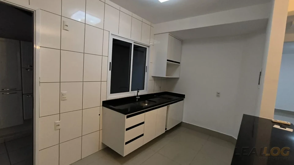 Imagens do imóveis ALUGO - CASA SOBRADO CONDOMÍNIO SOLAR DAS TORRES - CUIABÁ - MT