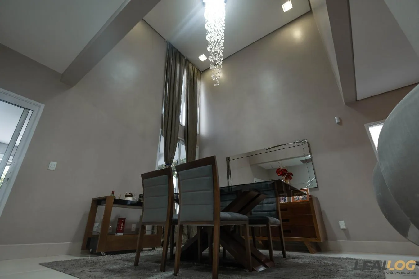 Casa em Condomínio para Venda em Cuiabá / MT no bairro Jardim Italia