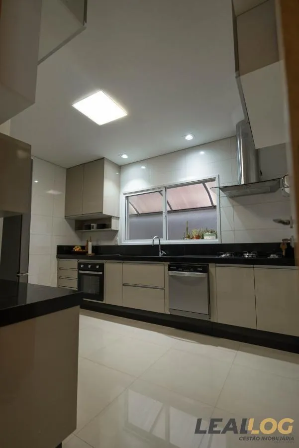 Casa em Condomínio para Venda em Cuiabá / MT no bairro Jardim Italia