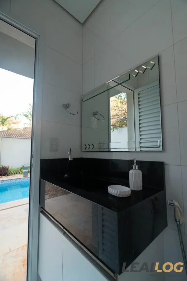 Casa em Condomínio para Venda em Cuiabá / MT no bairro Jardim Italia