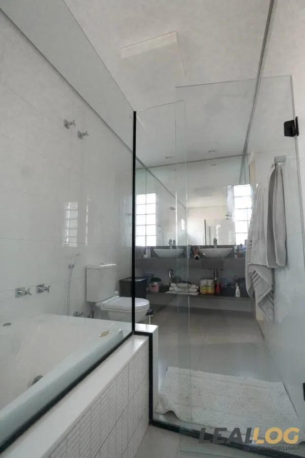 Casa em Condomínio para Venda em Cuiabá / MT no bairro Jardim Italia