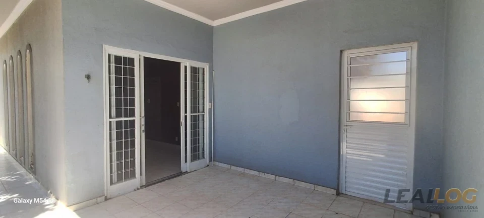 Imagens do imóveis ALUGO - Casa no bairro Parque Atalaia em Cuiabá - MT